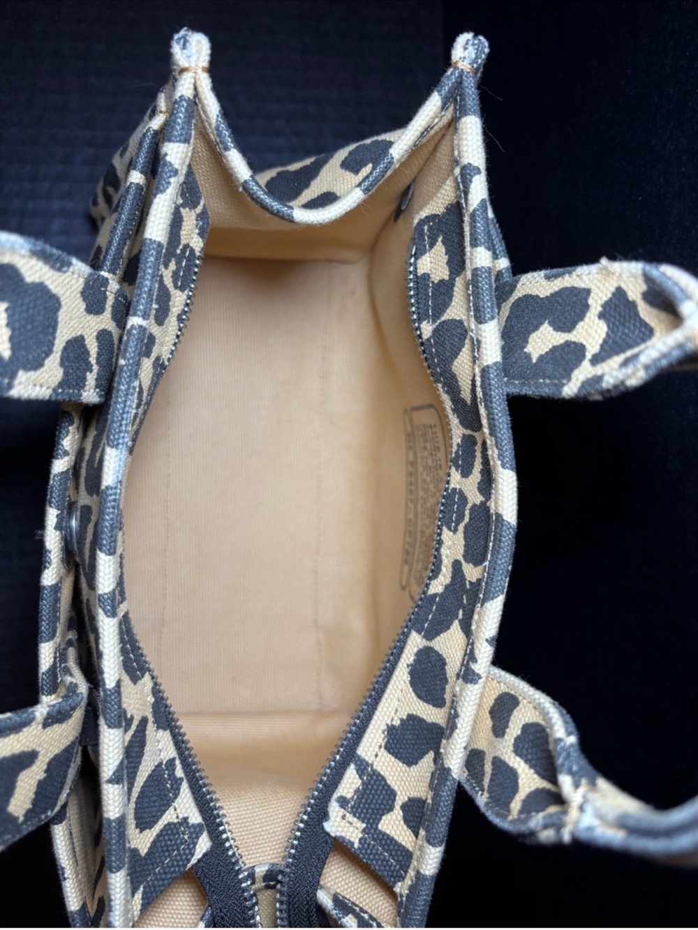 COACH Leopard Canvas Tote 26 - Tan & Black - Picture 5 of 11